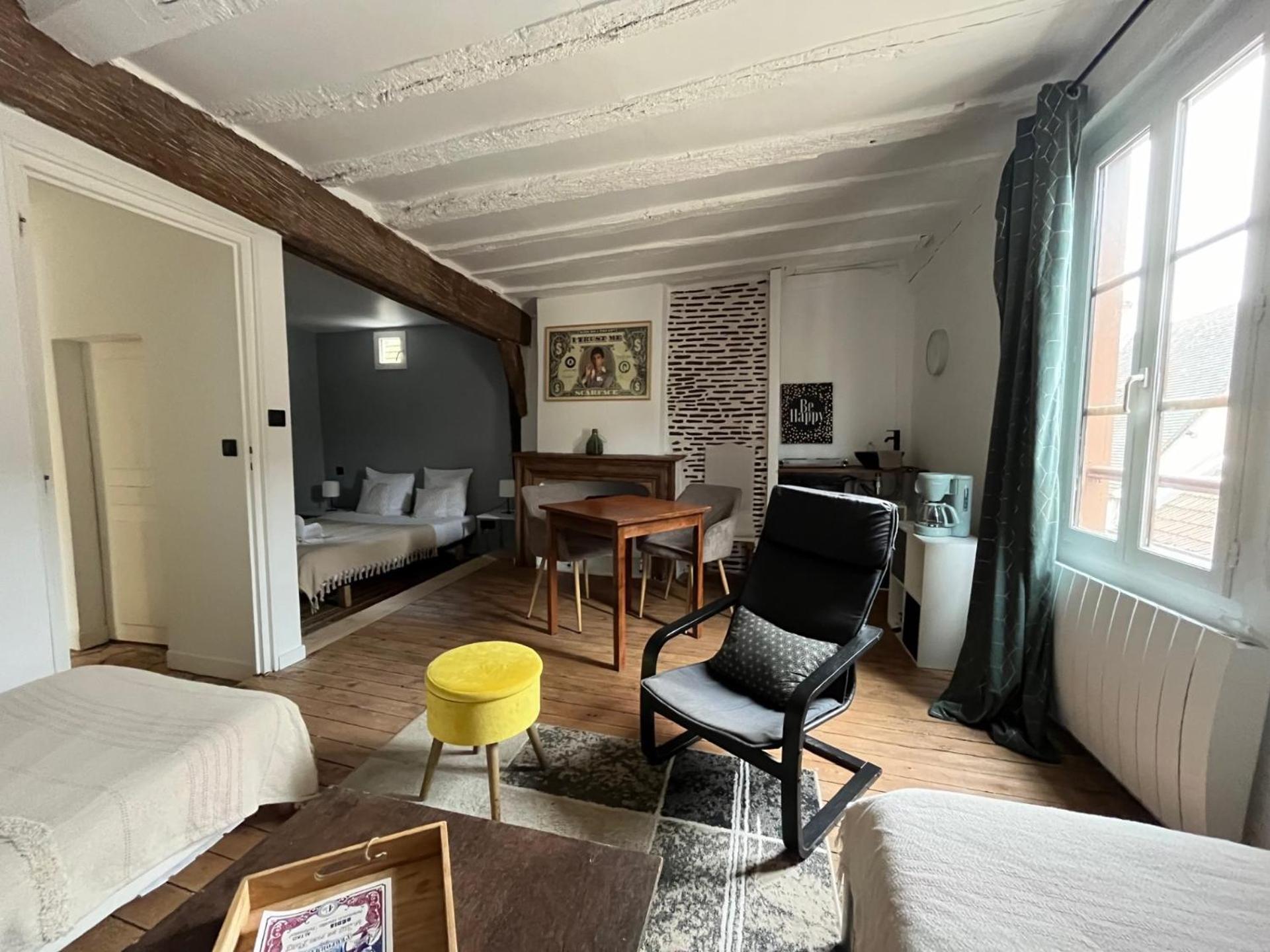 Bed and Breakfast Le Chene Fleuri Шартр Экстерьер фото