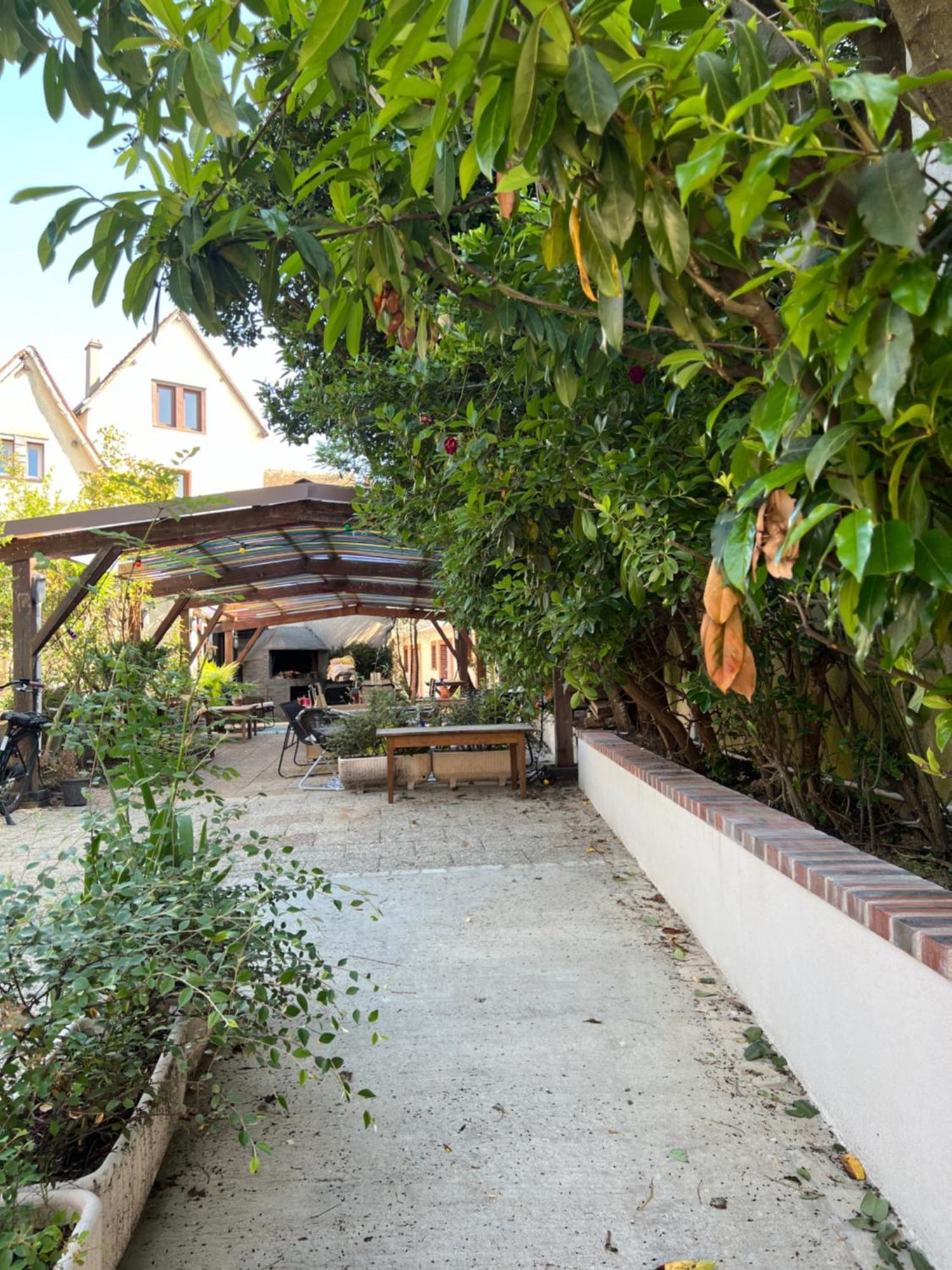 Bed and Breakfast Le Chene Fleuri Шартр Экстерьер фото