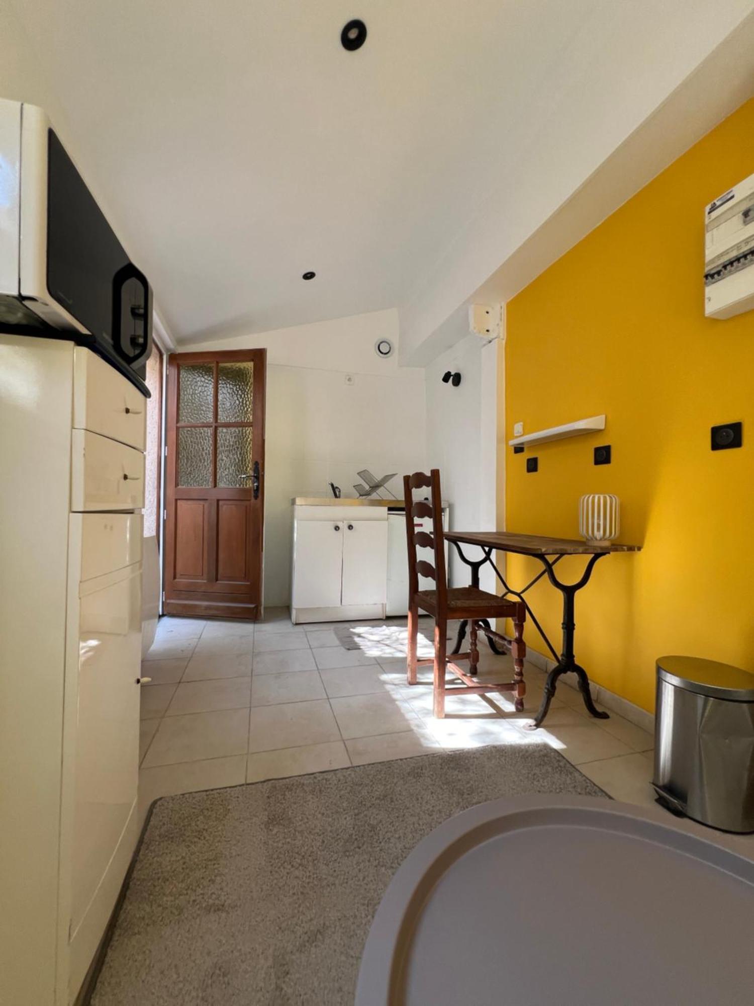 Bed and Breakfast Le Chene Fleuri Шартр Экстерьер фото
