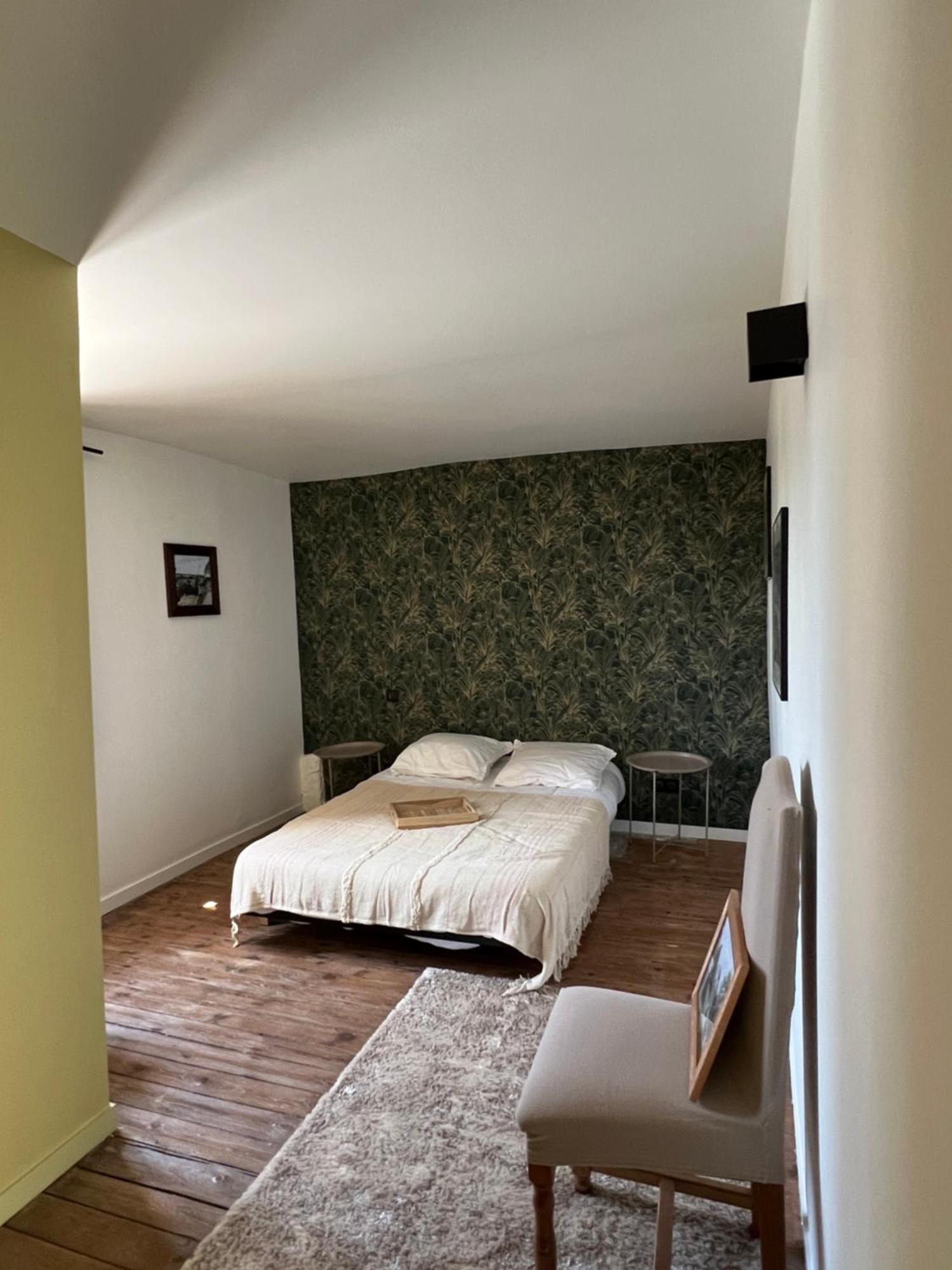 Bed and Breakfast Le Chene Fleuri Шартр Экстерьер фото